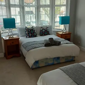 Apartment I Dwell Sidcup House
