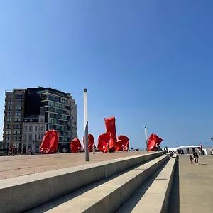 Appartement Gezellige 1 Slaapkamer, 3pers,strand,zee 50m Ostende