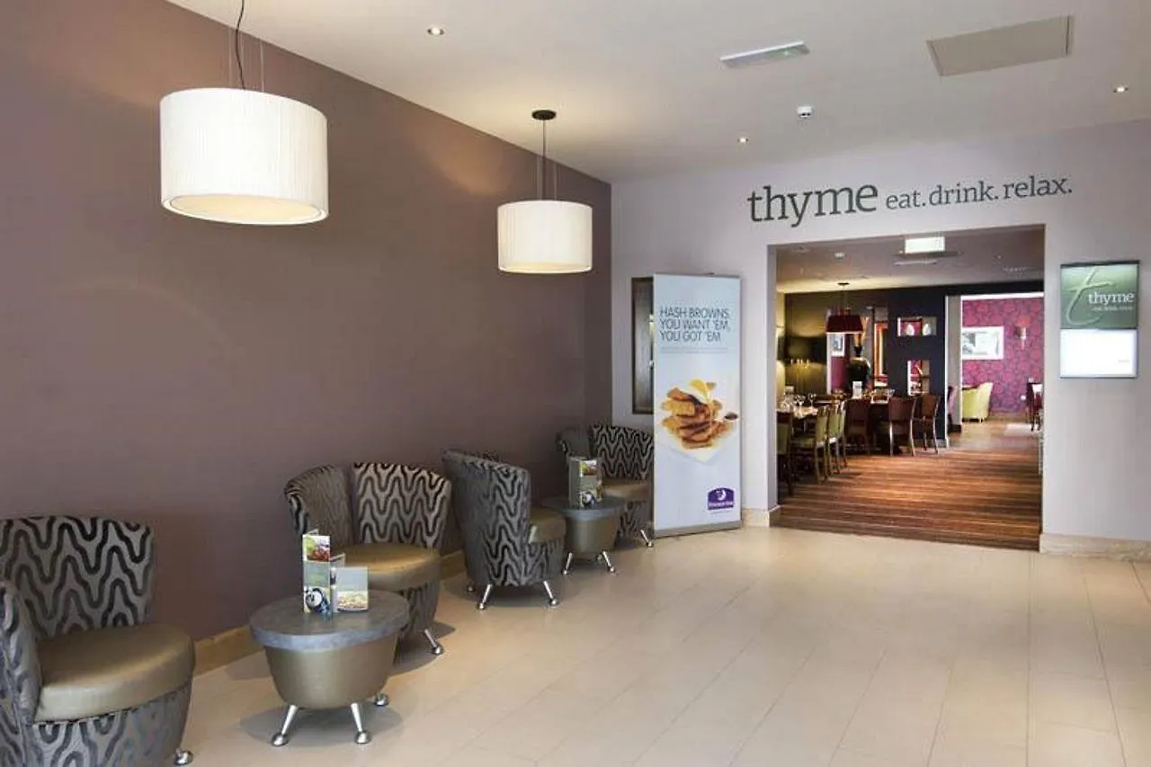 Premier Inn London Stansted Airport Stansted Mountfitchet